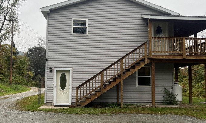 North Pownal House | Inviting Two-Story Home with Deck & Fire Pit - Rated 10/10