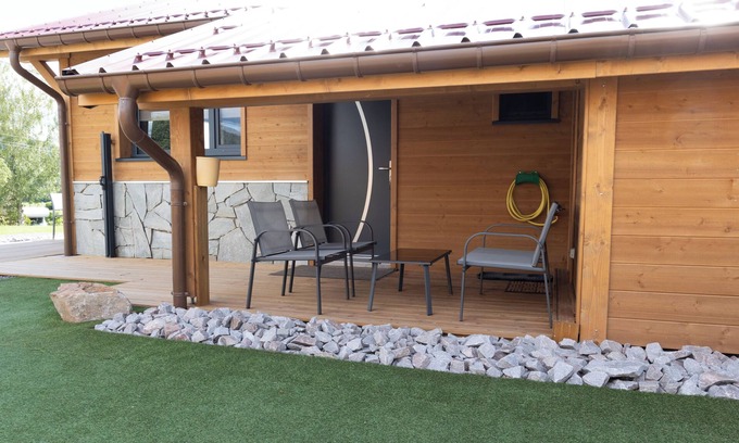 Les Poulieres Ski Chalet | Family-Friendly Vrbo Property with Pet Welcome Amenities