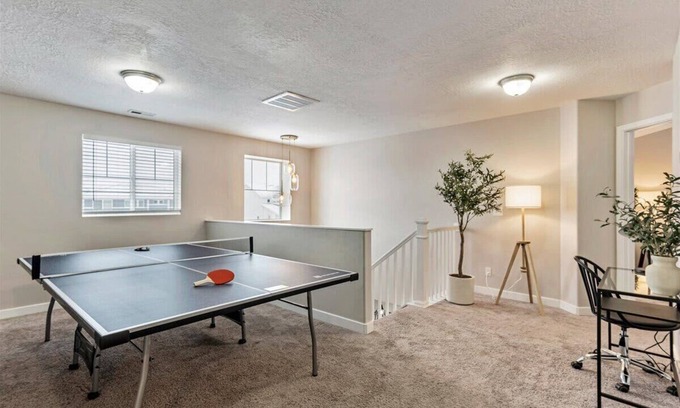 American Fork House | Fully Fenced, Grass Backyard, Pet Friendly!