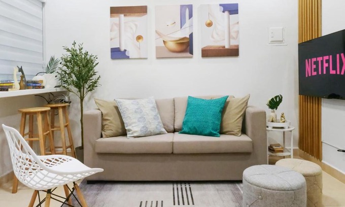 Manoc-Manoc Apartment | Cozy 1BR Retreat with Kitchen - Steps from the Beach