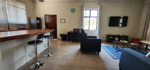 Zambia Apartment | Discover Aima Villas: Family-Friendly Retreat with Dining
