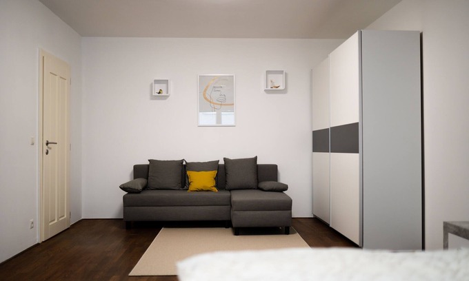 Oberdobling Apartment | Cozy Family Apartment with City Center Access & Great Amenities