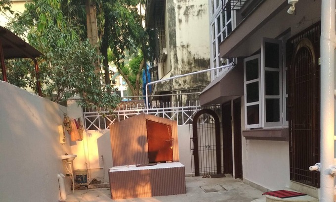 Chembur East Villa | Fully furnished Studio Apartment on second floor of Chembur Mumbai Bungalow