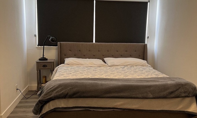 Pacific Palisades Apartment | Modern 2+2 Palisades Apartment – Family-Friendly Retreat