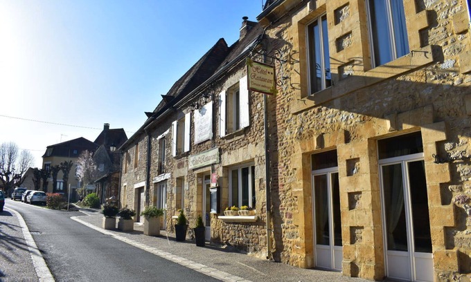 Siorac-en-Perigord Apartment | Renovated Village Apartment Near Local Attractions & Pool