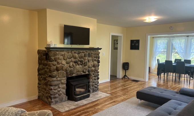 Newfield Other | Renovated Retreat Near Ithaca with Pool and Ocean Views