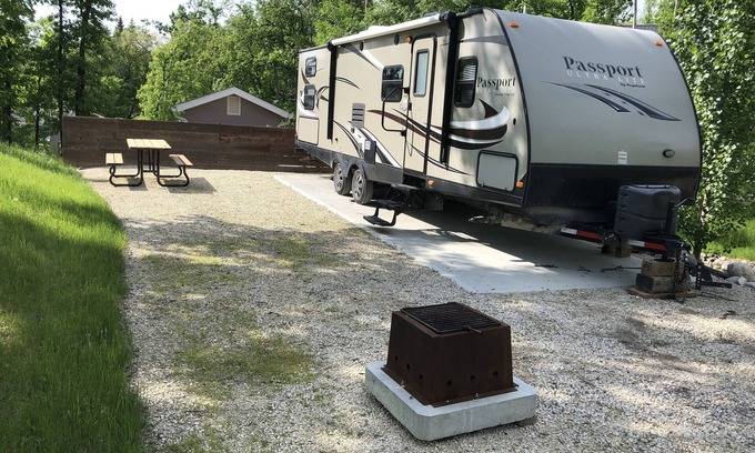 Saint Malo House | Pet-Friendly Fully Serviced Camper with Oceanfront Views