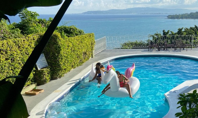 Tryall House | Private Pool Villa with Ocean Views & Breakfast Included