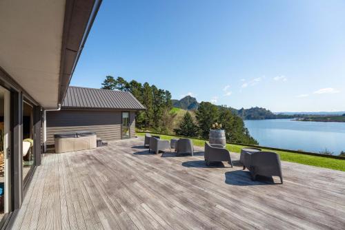 North Island House | Fun and Falls Haven - Mangakino Holiday Home