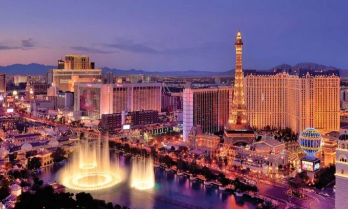 Paradise Resort | Exciting Getaway: 1BR Condo Minutes from Vegas Strip