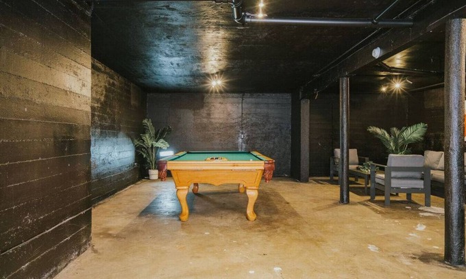 Alhambra House | Unforgettable Fun City Escape Near Downtown LA