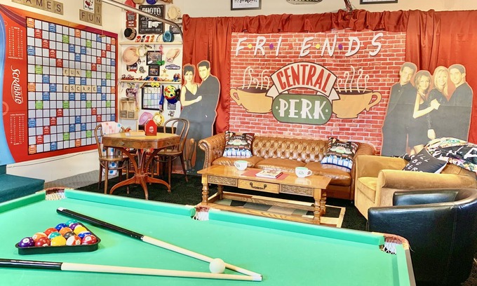 Ottawa House | Unforgettable Fun Escape at Starved Rock with Game Room
