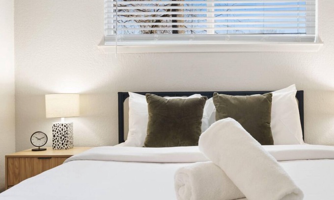 Cherrywood Apartment | Family-Friendly Retreat: Modern Apt with Pool & Dog Park
