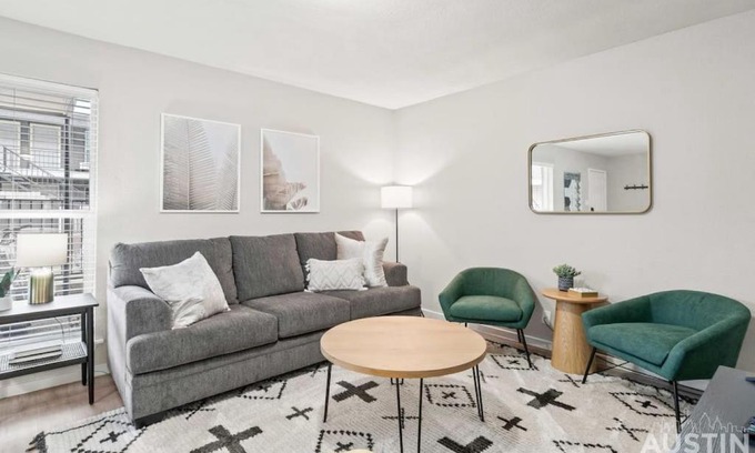 Cherrywood Apartment | Family-Friendly Modern Apartment with Pool and Dog Park
