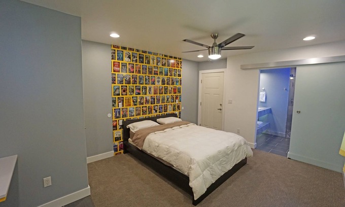 River Terrace House | Chic Guest Quarters with Kitchen Near Downtown Bend