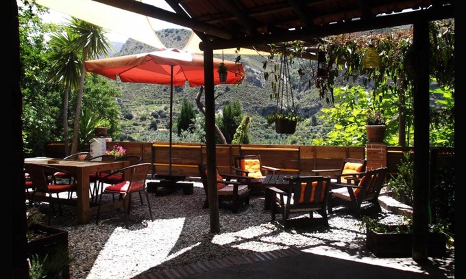 Quentar Bed & Breakfast | Relax at Fundalucia: Oceanfront Bliss with Pool Access