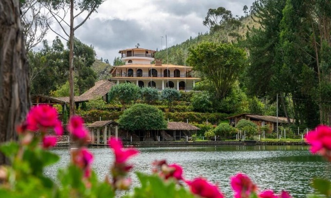 Cajamarca Hotel | Relax at Fundo El Chocho: Spa & Family-Friendly Oasis