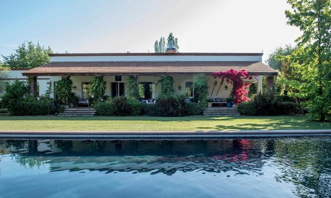 Chepica Villa | Unforgettable Stay at Fundo el Peumo: Top-Rated Amenities