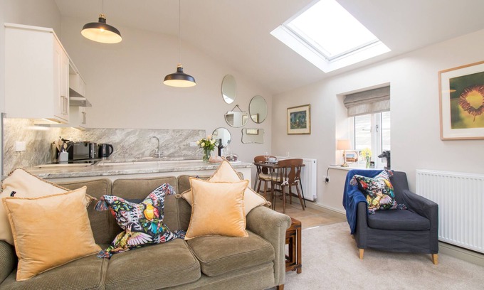Penny Bridge Cottage | Unique Bijou Cottage with Pool & Pet-Friendly Amenities
