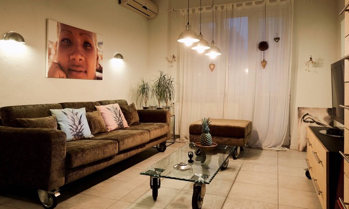 Sofia City Center Apartment | Stylish Funky Flat in Sofia with Kitchen Amenities