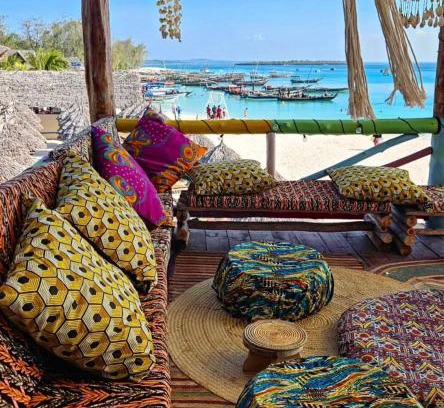 Kendwa Bed & Breakfast | Relaxing Oceanfront Stay at Furaha Beach Rooms