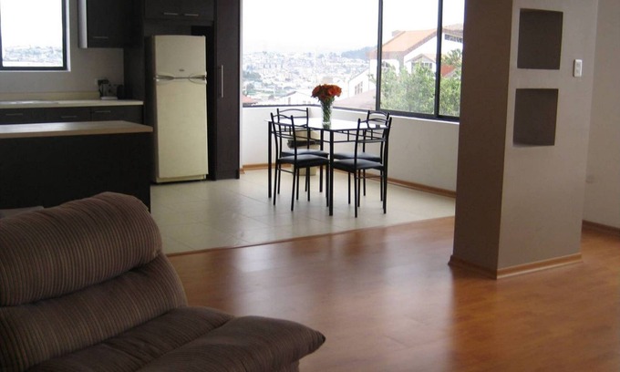Quito Apartment | Comfortable Apartment with Great Location and Scenic Views