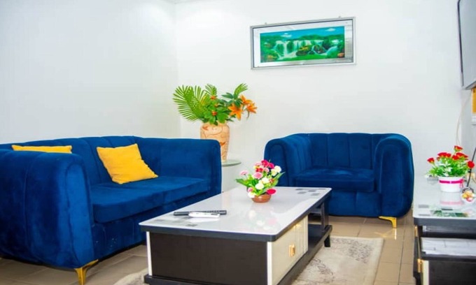 Douala Apartment | Furnished apartment Fustel City, Wifi, TV channels, janitor