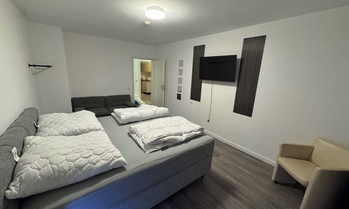 Dortmund Apartment | Furnished city apartment Dortmund Lots of space & excellent location