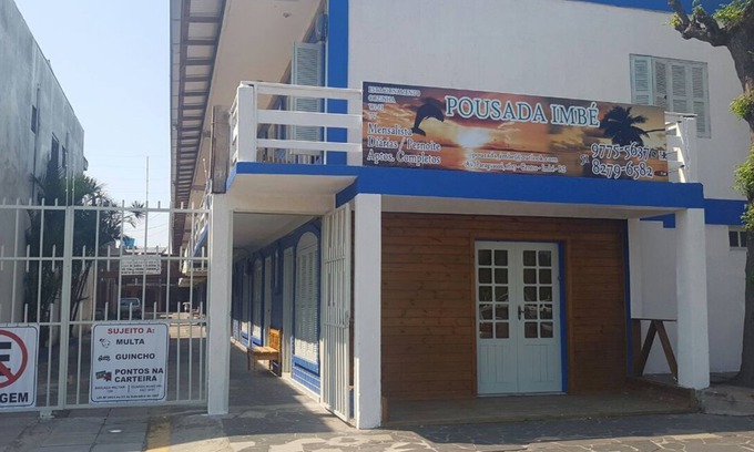 Courhasa House | Cozy Kitnet in Imbé Center with Pool and Family Amenities
