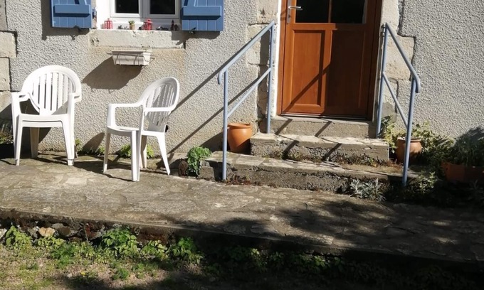 Taxat-Senat Cottage | Cozy 3-Star Tourist Accommodation with Kitchen & Family Amenities