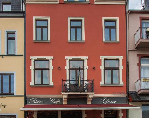 Sankt Goar Apartment | Pet-Friendly Getaway at FW Loreleyblick with Hot Tub & Breakfast