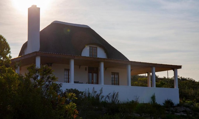Still Bay House | Family-Friendly Fynbos House at Kransfontein Estate