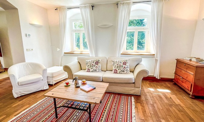 Falkenhain House | Gärtnerhaus by Interhome: Guest Rated 9.6, Lake View & Spa