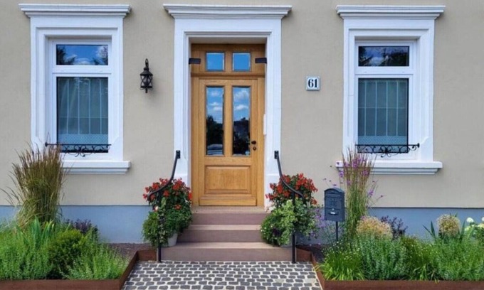 Losheim am See Apartment | Gästehaus am Bachlauf: Relaxing Escape with Ocean View