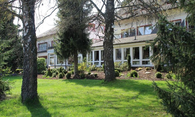 Villingen-Schwenningen Hotel | Comfortable Gästehaus am Kurpark with Family-Friendly Amenities