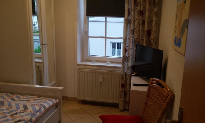 Blieskastel Apartment | Family-Friendly Getaway at Gästehaus am Kloster