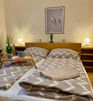 Graz Apartment | Pet-Friendly Haven at Gästehaus Anna - Rated 10/10!