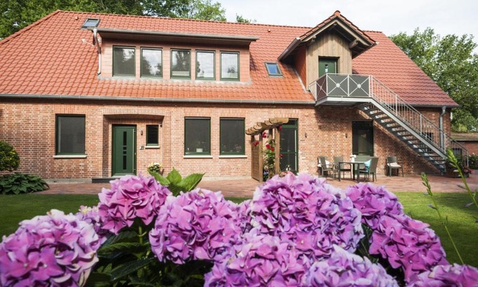 Dinklage Apartment | Family-Friendly Gästehaus Bünner Hof with Kitchen Access