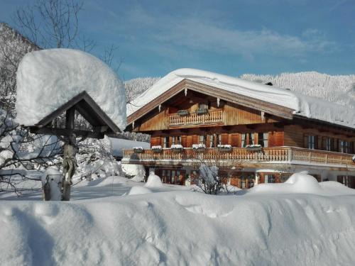 Kreuth Apartment | Family-Friendly Getaway at Gästehaus Becher, Kreuth-Point