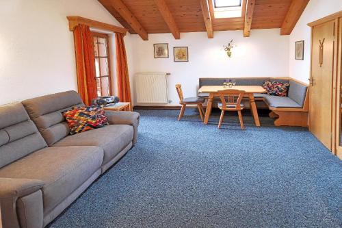 Kruen Apartment | Guest Rated 10/10! Family-Friendly Ferienwohnung Edelweiß