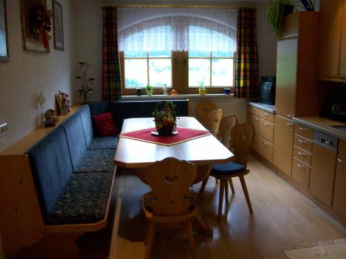 Gerlosbergeben Apartment | Guest Rated: Gästehaus Flörl - Pet & Child Friendly Stay