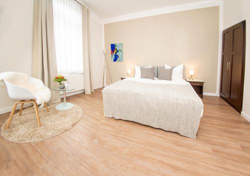 Lilienthal Hotel | Pet-Friendly Gästehaus fliegendes Perlhuhn in Borgfeld