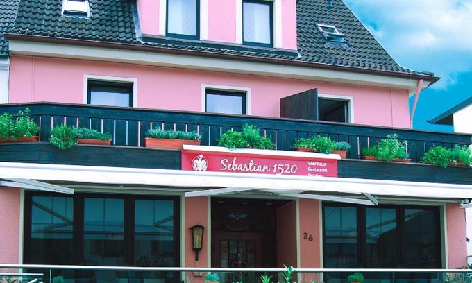 Rech House | Gästehaus Garni Sebastian 1520: Family-Friendly Getaway