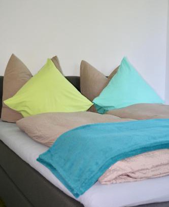 Guenzburg Apartment | Discover Gästehaus Gaumenflug: Top-Rated Lakefront Retreat