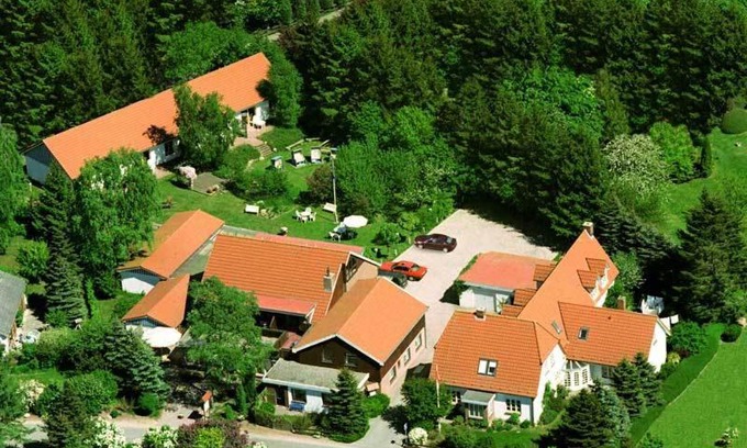 Schwartbuck House | Pet-Friendly Gästehaus Luv und Lee with Hot Tub & Breakfast