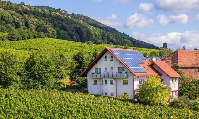 Weyher House | Discover Gästehaus Moni Jäger: Family-Friendly Retreat