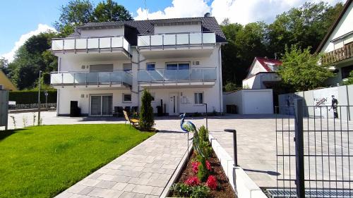 Guenzburg Apartment | Family-Friendly Stays at Gästehaus Munk - Rated 9.3/10