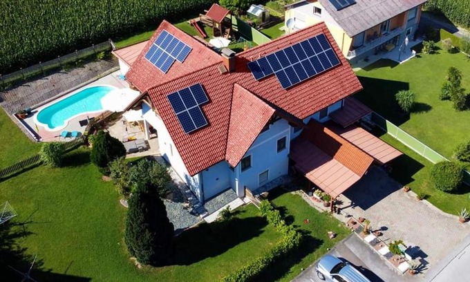 Stein House | Gästehaus Nora: Pet-Friendly Retreat with Ocean Views