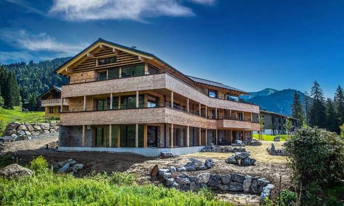 Balderschwang Apartment | Oceanfront Retreat: Gästehaus Oben am Berg - 9.7/10 Rating