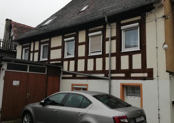 Feuchtwangen Apartment | Gästehaus Ochsenhof: Oceanfront Retreat with Spa Access